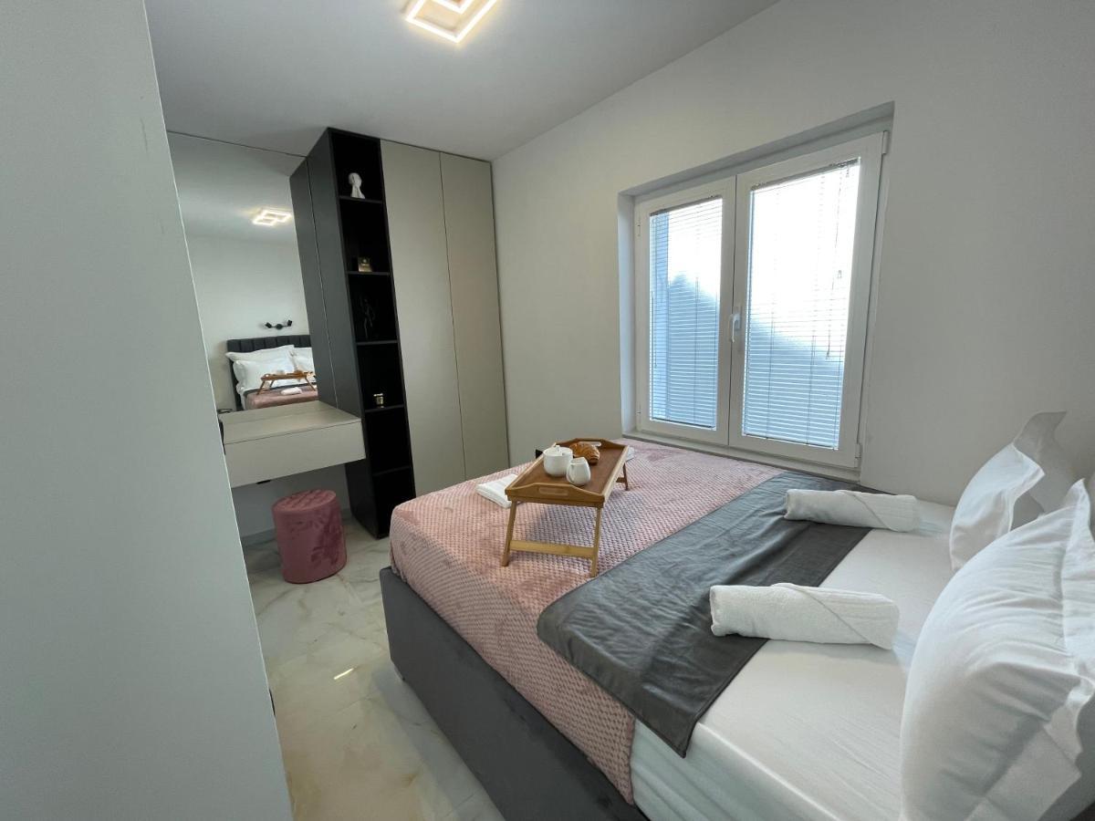 Starigrad Paklenica-Josipa Apartmani Exterior foto